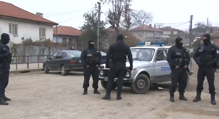 Часове ни делят от развръзката на политическия пъзел който така